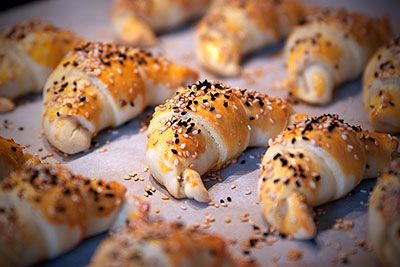 Poğaça: Es gibt vielleicht so viele unterschiedliche Rezepte wie türkische Mamas Poğaça: Es gibt vielleicht so viele unterschiedliche Rezepte wie türkische Mamas
